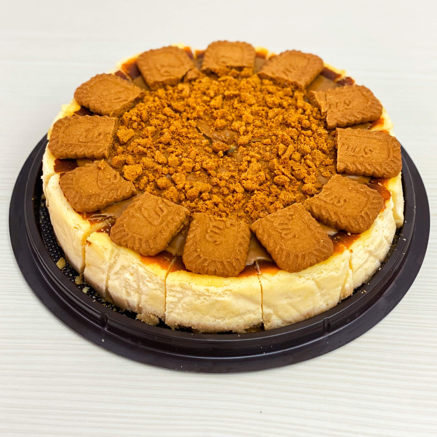 ชีสเค้กโลตัสบิสคอฟโฮมเมด 3 ปอนด์ สำหรับโอกาสพิเศษในพัทยา จากร้าน Yummy Yim